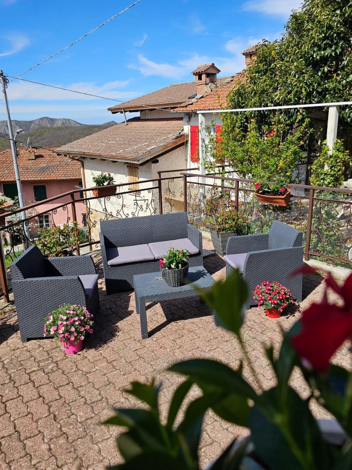 La Casa Della Lavanda Borgo Adorno Exterior foto
