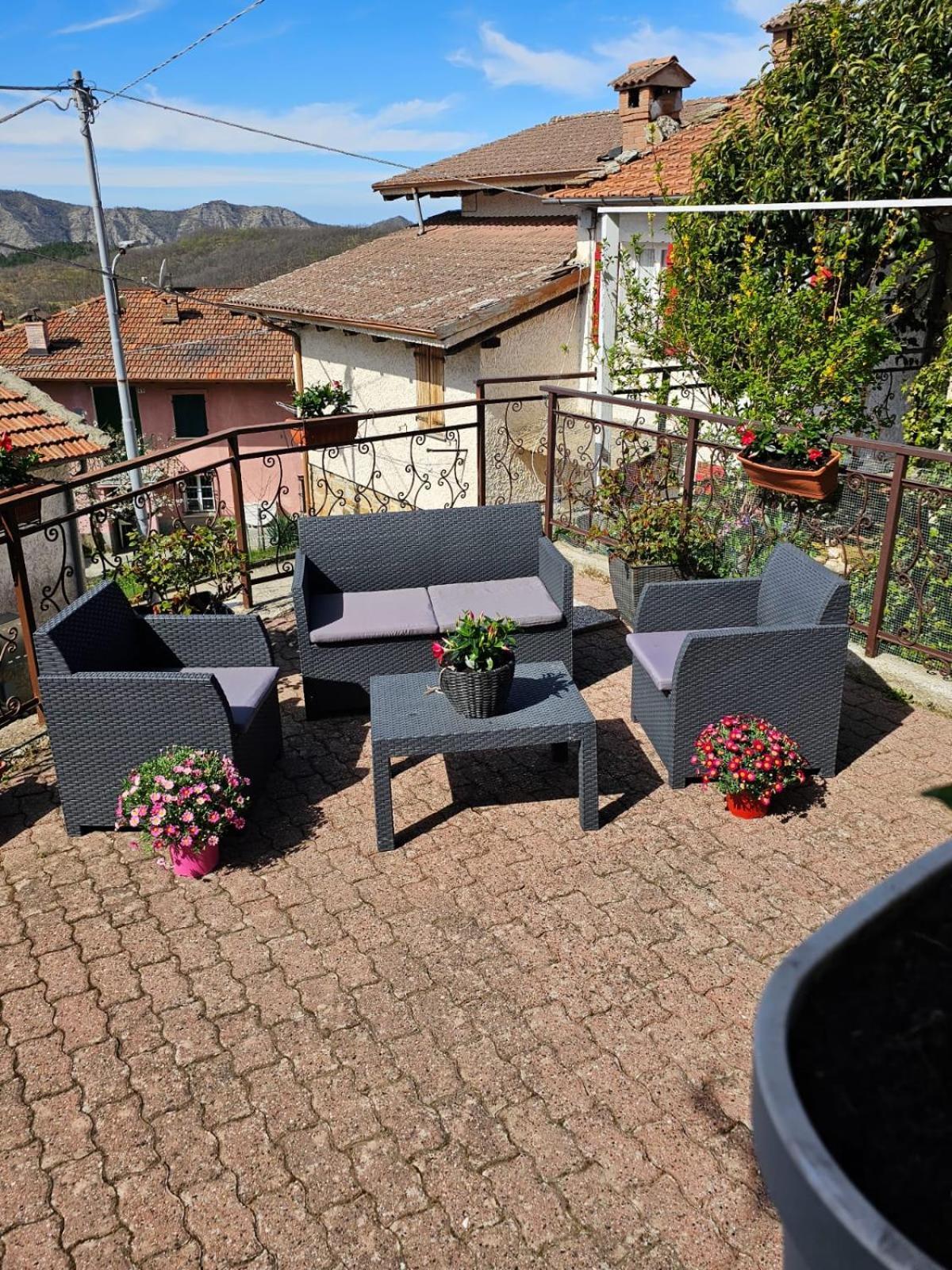 La Casa Della Lavanda Borgo Adorno Exterior foto